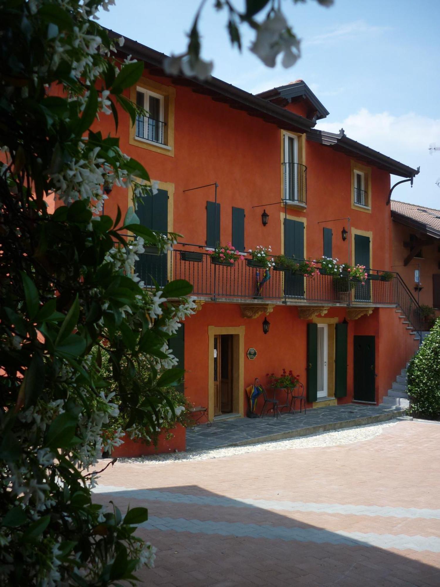 Locanda La Casetta Angera Dış mekan fotoğraf